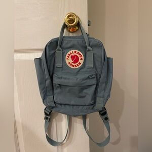 fjallraven Kanken mini backpack 🎒